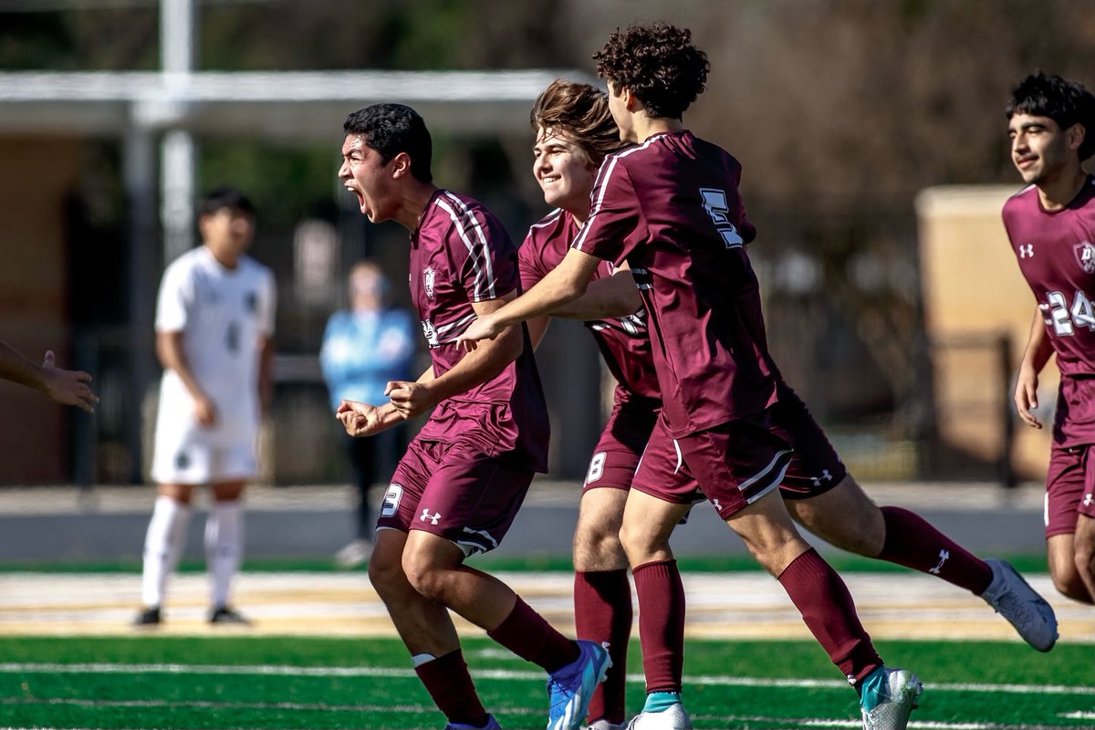 DavenportSoccer's tweet photo. Congratulations to Vicente Hernandez, Blake Townsley, and Enrique Padilla for being named to the District 26-4A 1st Team All District. @BuildThePack @6a_28 @DavenportWolves @LethalSoccer @SATXSoccer https://t.co/ub0o2kEV2O