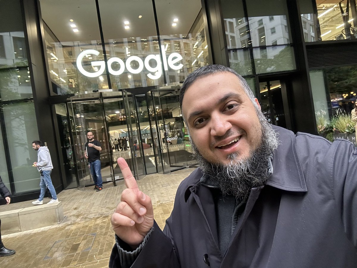 abid_patel's tweet photo. On official @DFGEurope business this evening attending the @TransforMATiv3 Leadership Awards at the @GoogleUK HQ at King's Cross, with some of the wonderful DFG crew!
#TransforMATive #GoogleEDU #DigitalStrategy #DigitalTransformation #EdTech #EduTwitter #Education #WeAreDFG https://t.co/f6LAkpuuf0