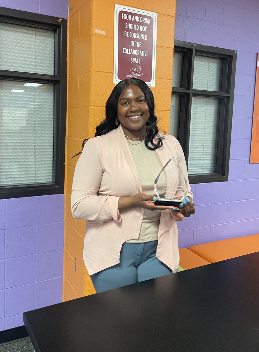 RealCCain's tweet photo. Congratulations to @WakefieldHS April G.R.A.C.E award winner, Ms. Aiesha Morris, Culinary Queen #GrowingTogether #ReachingHigh #AcceleratingOutcomes #CelebratingSuccesses #EducatingAll #itsallabouttheW https://t.co/EQNGuR2lbB