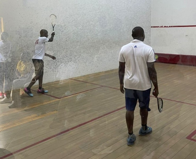 Lost the team's game to Ahmed Baura of NNPCL, my coursemate at Kaduna Polytechnic. My guy no even respect him school senior🙈😁 Nice experience #NOGIG2024 #Squash