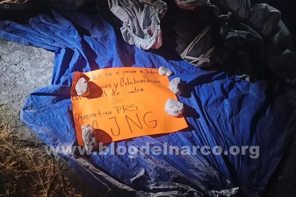 blogdelnarcomex's tweet photo. CJNG asesino y abandono los cuerpos de cuatro miembros del Cártel de Sinaloa CDS en Encarnación de Diaz, Jalisco (Información en el enlace) https://t.co/cOzyyNLLvo https://t.co/nSsbsDqrwp