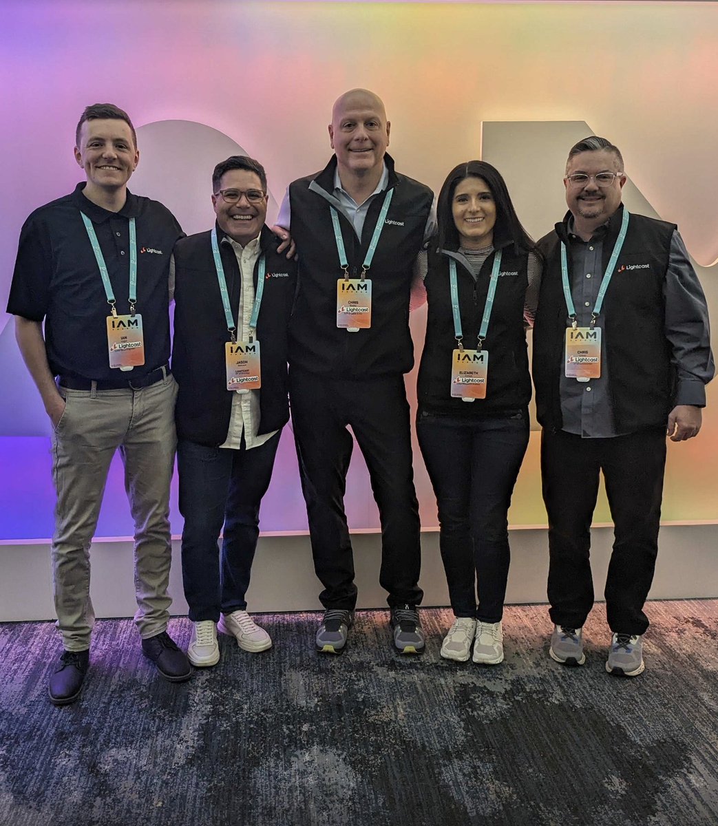 LightcastData's tweet image. Are you at #IAMPHENOM in Philly? If so, come see us at our booth!! We&apos;ll talk #workforcetransformation, #skills, and, of course, give you our ratings of all cheesesteaks and soft pretzels we&apos;ve eaten so far. 🥨