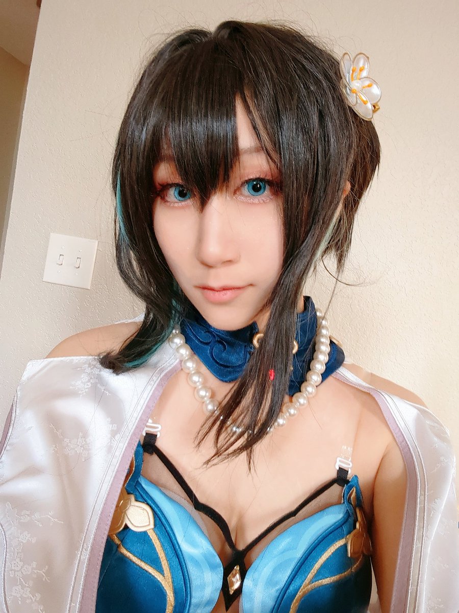 KitsuneSqueak's tweet photo. Happy first anniversary to @honkaistarrail !! I'm grateful to be even a smol part of this addicting game - hoping Ruan Mei and her cat cakes show up again soon! https://t.co/kcdDBXTyIr