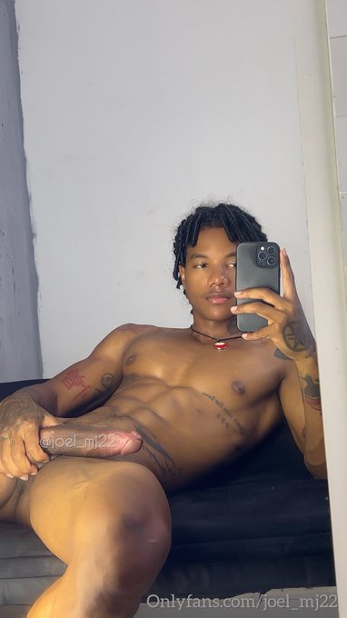 Ven q estoy lonely😈🔥🫣  🔞https://t.co/dWNoGSDZbv🔞 https://t.co/ayqGWugqHh