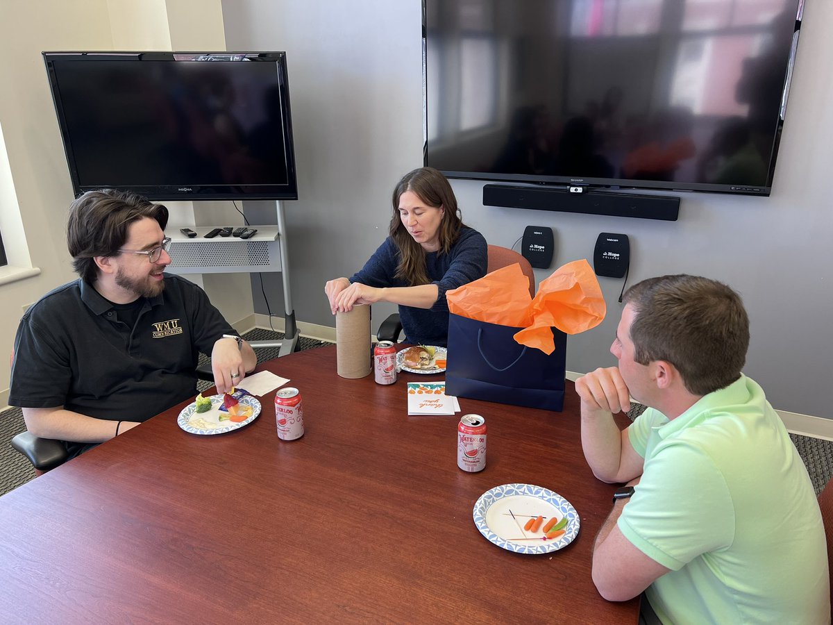 Hope College Communication Department tweet media