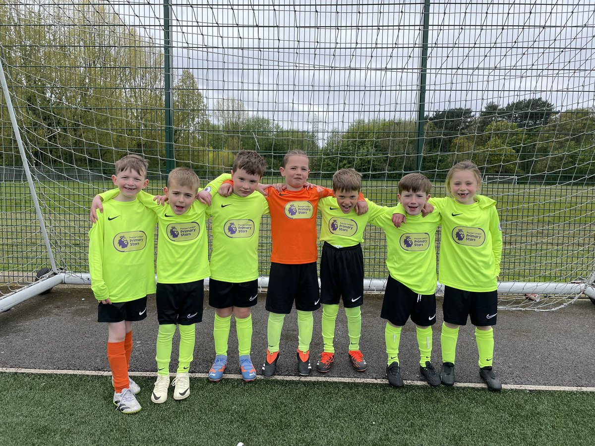Well done to our year 2 football team today who competed in the Everton mini kickers competition and came second in their league only losing 1 match! You were all absolutely brilliant, 100% effort throughout. We are very proud of you🙌🏻👏🏼