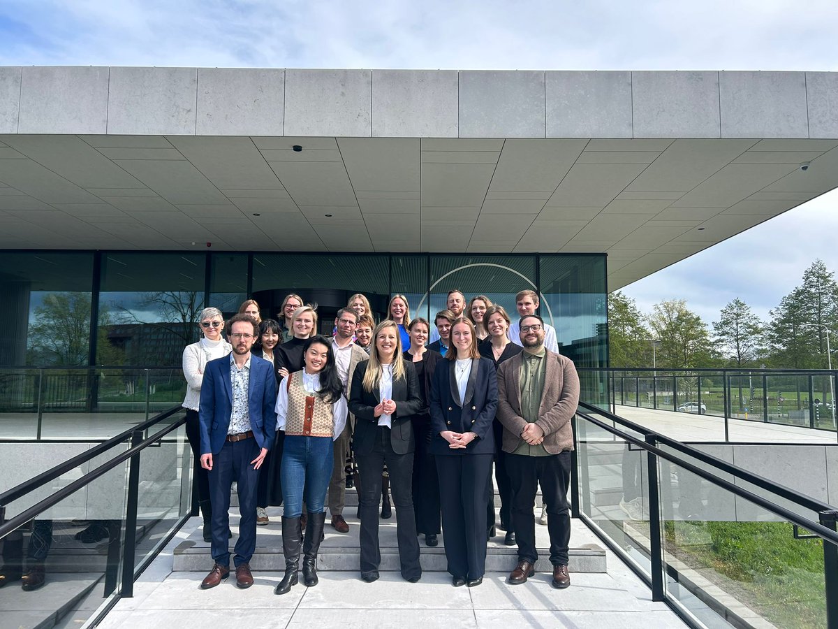 Fabio Votta📊🐧 (@favstats) on Twitter photo A group of the most extraordinary people studying political microtargeting and data-driven campaigning who I am most lucky to call my colleagues. Thank you <a href="/SKruikemeier/">Sanne Kruikemeier</a> and <a href="/DDDlab/">Data-Driven Democracy Lab</a> for building a community and bringing us together last week. Felt extremely inspired and enriched. A group of the most extraordinary people studying political microtargeting and data-driven campaigning who I am most lucky to call my colleagues. Thank you <a href="/SKruikemeier/">Sanne Kruikemeier</a> and <a href="/DDDlab/">Data-Driven Democracy Lab</a> for building a community and bringing us together last week. Felt extremely inspired and enriched.