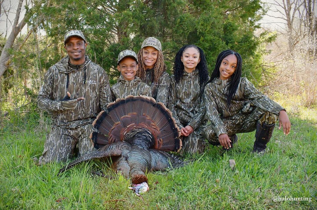 This photo embodies what it means to live the Winchester Life. Nothing compares to the time spent with the ones we love in the great outdoors. 

📸: HALO Hunting

#Hunting #WinchesterLife #TurkeySeason #TurkeyHunting #TheGreatOutdoors