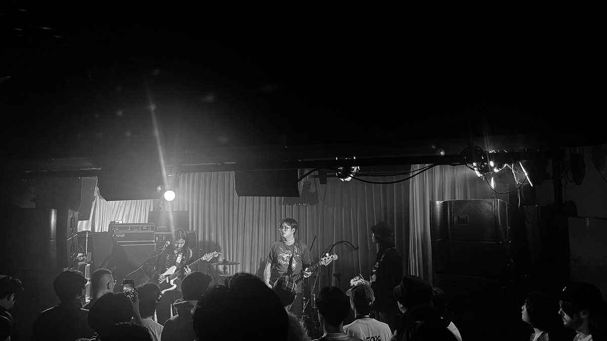 21.04 @ live haus #lesssugar #itljapantour #internetteenagelover