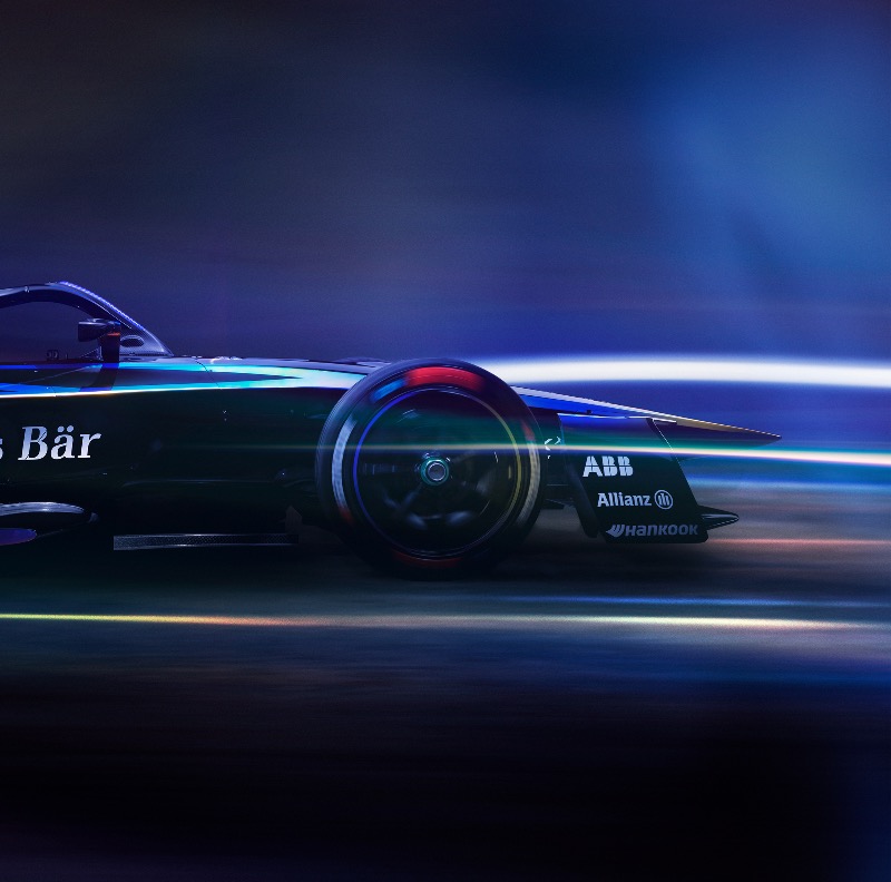 The fastest accelerating @FIA single-seater race car, in all its glory 😍