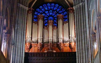 Nominations au grand orgue de Notre-Dame de Paris. Double confirmation et double surprise : Toutes les infos 👉👁️tinyurl.com/yfv5je9k @notredameparis