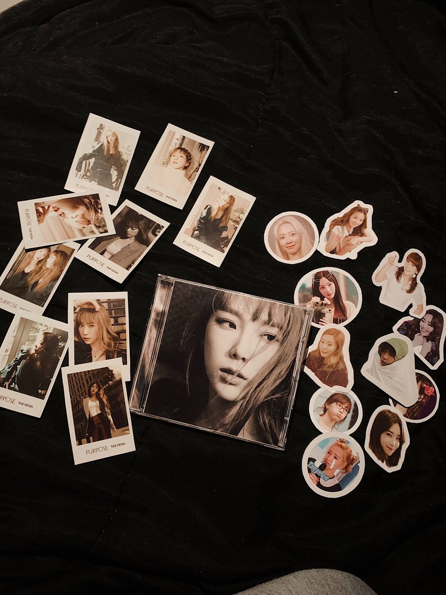PlimioStore's tweet image. 💫 Novo Lançamento 💫

Taeyeon - PURPOSE (2020). O pedido inclui:

- 1 CD com Todas as musicasz
- Estojo com capa, contra capa, foto interior, CD ilustrado, e foto de fundo.
- 9 Polaroids em Alta Qualidade.
- 12 figurinhas colantes super fofas.

💸 Preço: 25R$. 💸

Vem de DM! 📩