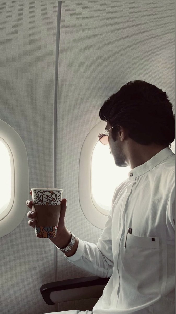 aseen2410's tweet photo. "كأن تكون متاحةً لي كُل الوجهات،
لكنّني أمشي إلى وجهتكِ دائمًا."

# عبدالعزيز_سعيد @azoz7245 https://t.co/XhvRRIjZw7