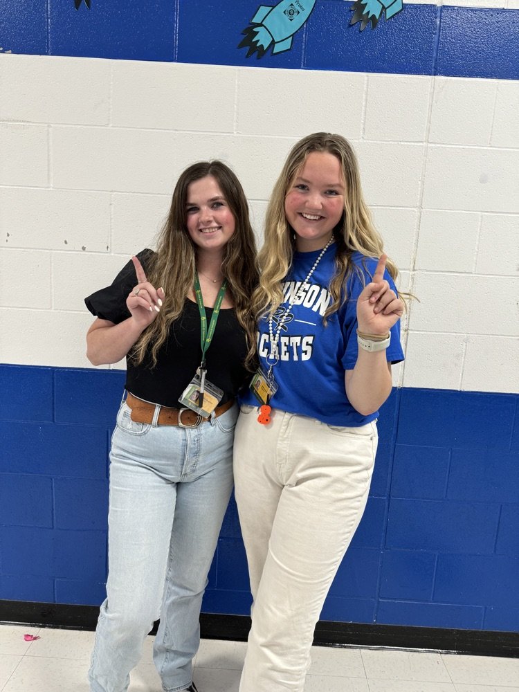 Today was a sad day as it was the day we usually have to tell our BU interns goodbye, but...not this year! So happy to welcome Ms. Stokes & Ms. Bergethon to RHS! They've completely immersed themselves in high school teacher life and we're thrilled they chose us! #RobinsonISD