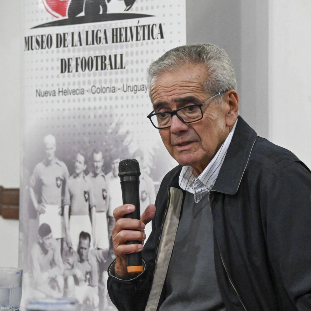 LigaMuseo's tweet photo. Charla de Gregorio Pérez en Nueva Helvecia organizada por el Museo de la Liga Helvetica de Football, realizada el miércoles 24 de abril en el salón principal de AJUPECS.

Agradecimiento por las fotos a Valentina Pereyra

@alvarocw @CampeonDelSiglo @ERivas4 @LIGAHELVETICA https://t.co/DqAAqt2ZD5