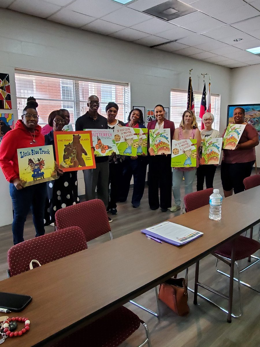 Happening Now: GSCS Zero To Five welcomes Spalding County Daycares and Early Learning Centers to a spotlight on Literacy for Early Learners! Thanks <a href="/_TanyaPotter/">Tanya Potter</a> for facilitating &amp; promoting  literacy skills using Big Books 📚! <a href="/GriffinSpalding/">Griffin-Spalding K12</a> @DrTaylortiffnT