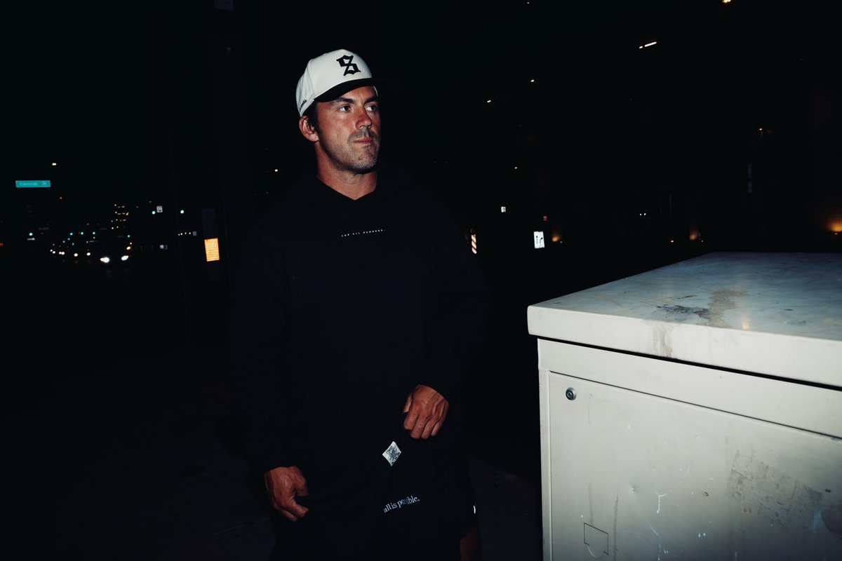 IAMSLOTH tweet media