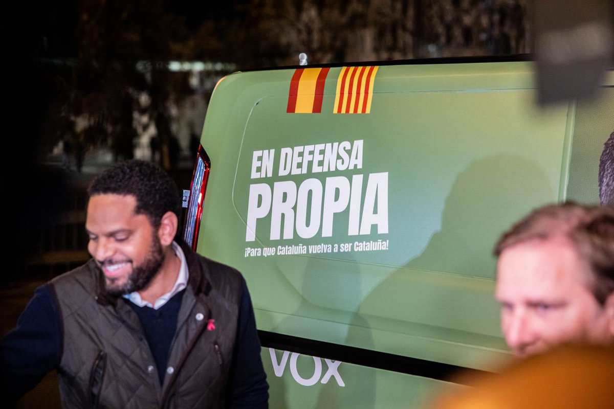El próximo 12M vota #EnDefensaPropia para recuperar la seguridad y garantizar que Cataluña siga siendo Cataluña. ¡Vota VOX!