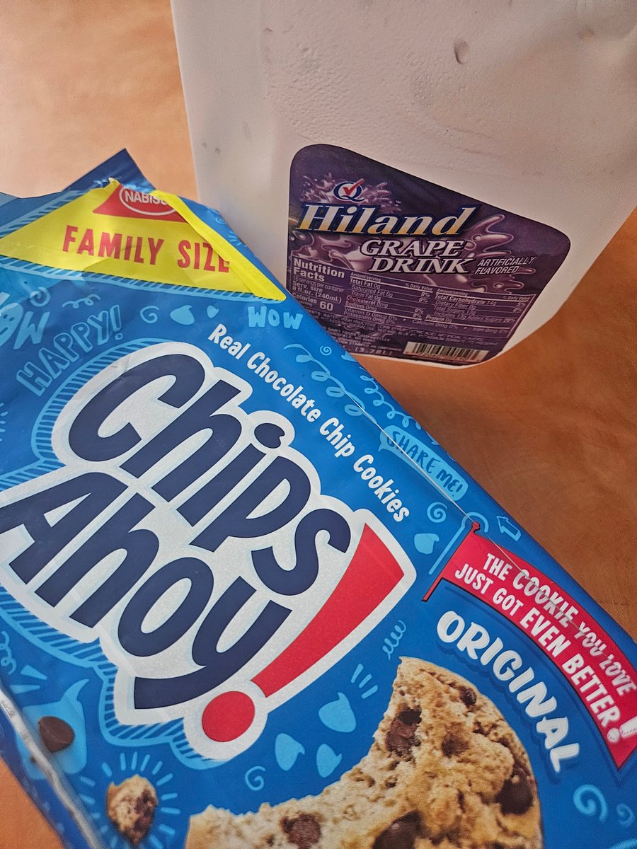 TXHighEsports's tweet photo. Playoff tradition!
@ChipsAhoy @HilandDairy https://t.co/b2D9ppHZrD