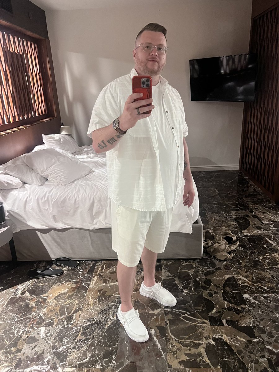 Going live in about 30 minutes! Playing overwatch 2 with my sis. Pop in! Twitch.tv/jbillamuzik