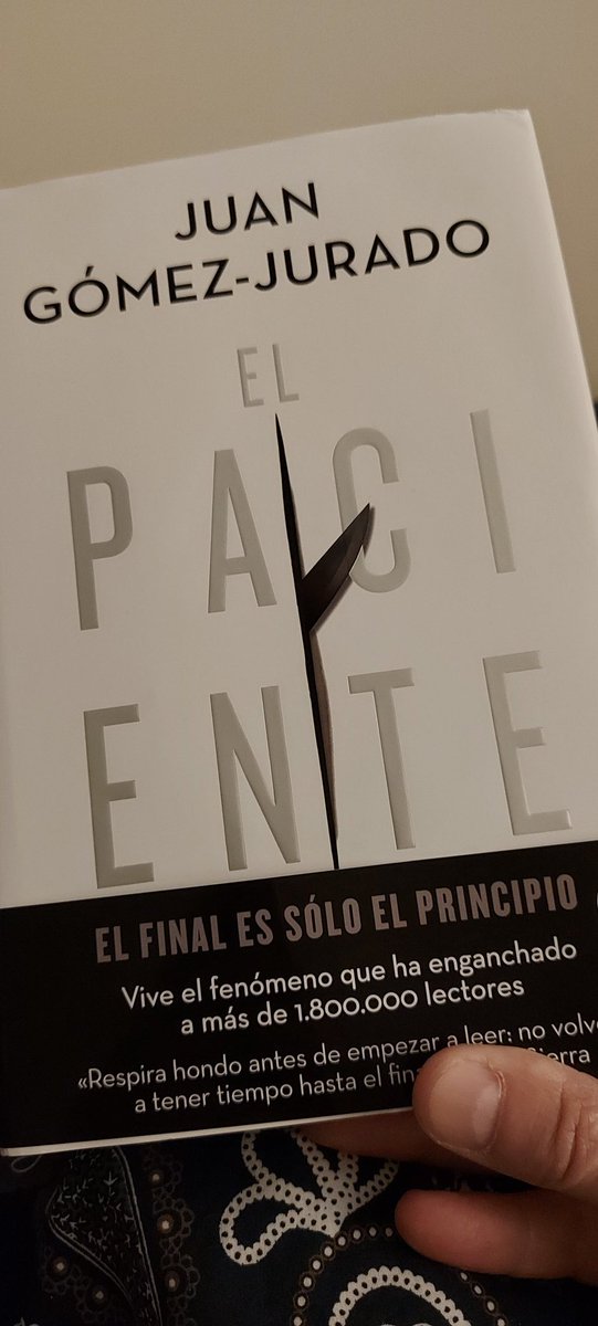 Nachoa14's tweet photo. @JuanGomezJurado creo que las últimas 150 páginas de #ElPaciente han sido las que más rápido he leído en mi vida. Ha sido el colofon perfecto y el inicio del entendimiento de "el final es solo el principio". Muchas gracias por tus letras, seguiremos leyendo.... https://t.co/gqzR4LIPrM