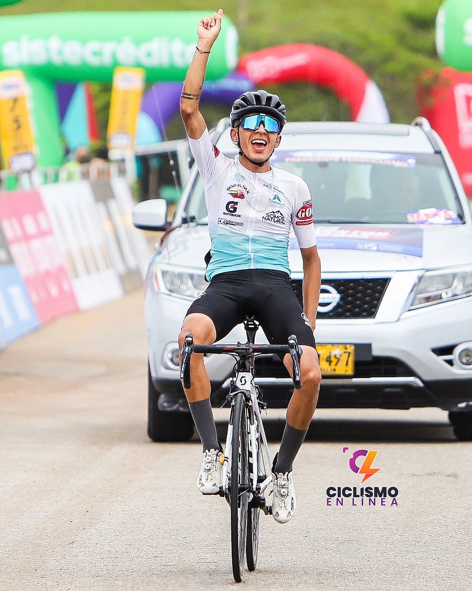 Yonatan Castro se lleva la 3ra etapa de la vuelta de la juventud con llegada en sabanalarga, Ferney Molina es el nuevo líder de la carrera 🔥