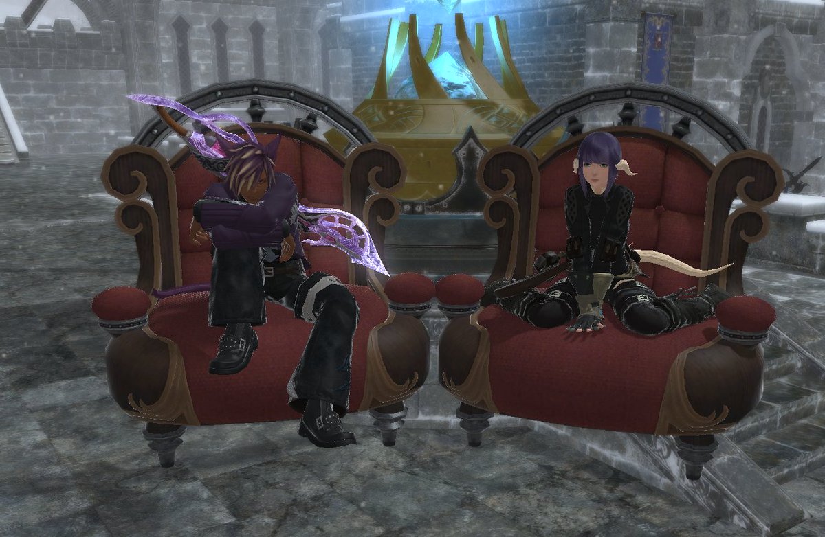 The besties do be floating in chairs @Lurebreaker