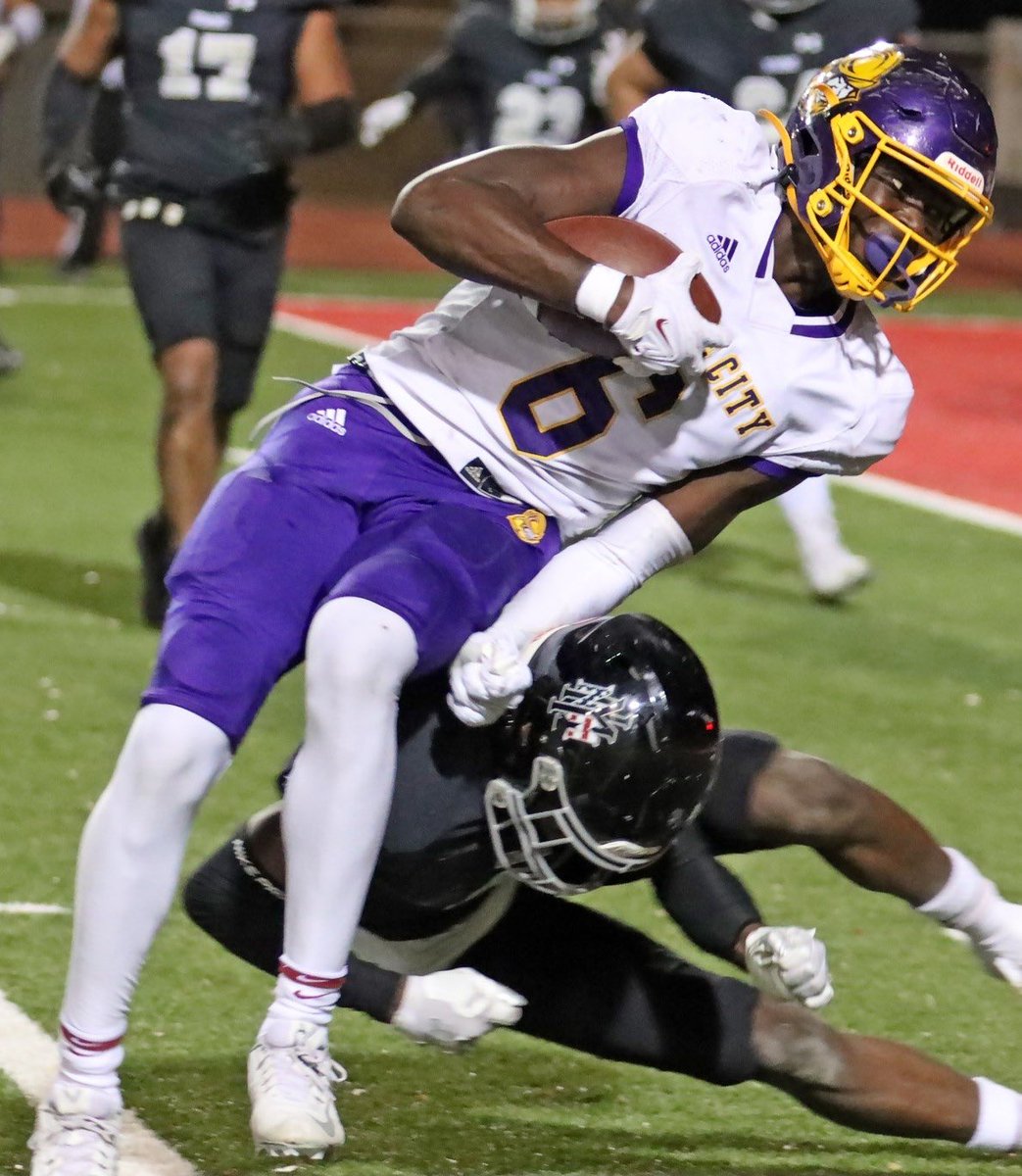 Gregory Genross ⁦⁦@GGenross⁩ @ Dodge City JuCo ⁦@GoConqsFB⁩ picks up ⁦@USFFootball⁩ Offer