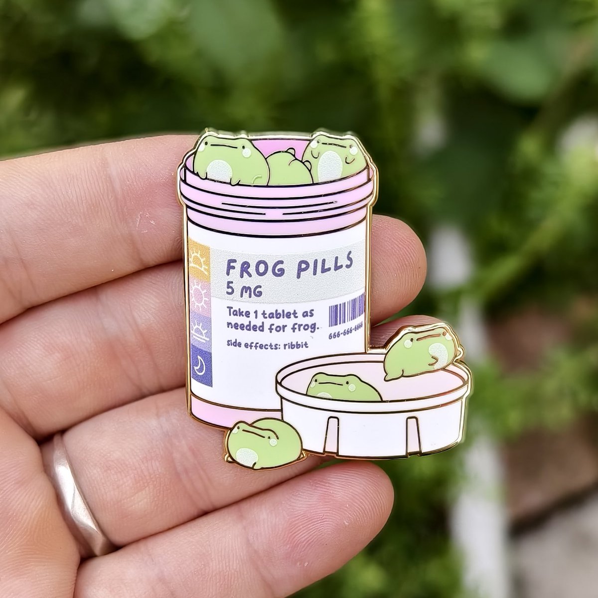 rachel 🐸🔪 tweet media