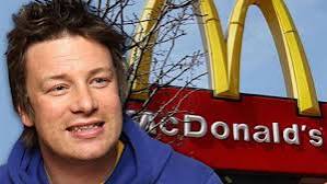 #SONDAKİKA
KAMUOYUNA DUYURU!! 

Ünlü İngiliz aşçı Jamie Oliver, 

McDonald's hamburgerlerinin içindeki 'et'in, hayvansal yağ hamuru ve amonyaktan oluştuğu defalarca açıklamıştı. 

Oliver, bu iddiayla kapitalist dünyanın en büyük simgelerinden biri olan McDonald's'a karşı açtığı…