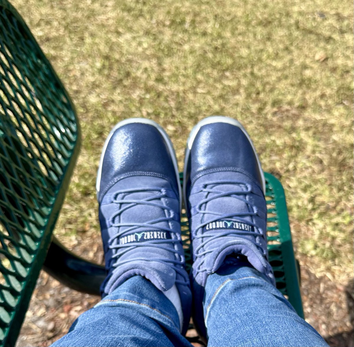 Birthday week! #Taurus ♉️ 
1 more day till my birthday 🥳
Thursday #kotd 

2017 Air Jordan 11 Low Blue Moon 💙🌙

I wasn’t thinking about taking pics today so please excuse the flare jeans 😂 #comfy

#snkrs 
#wearyourkicks
#snkrsliveheatingup
#snkrskickcheck
#TaurusSeason 
#nike