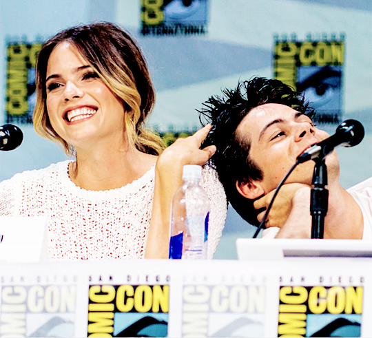 musicmovies7's tweet photo. miss them together 😞 ❤️ @dylanobrien @shelleyhennig #teewolf https://t.co/Lugk6RG9zG