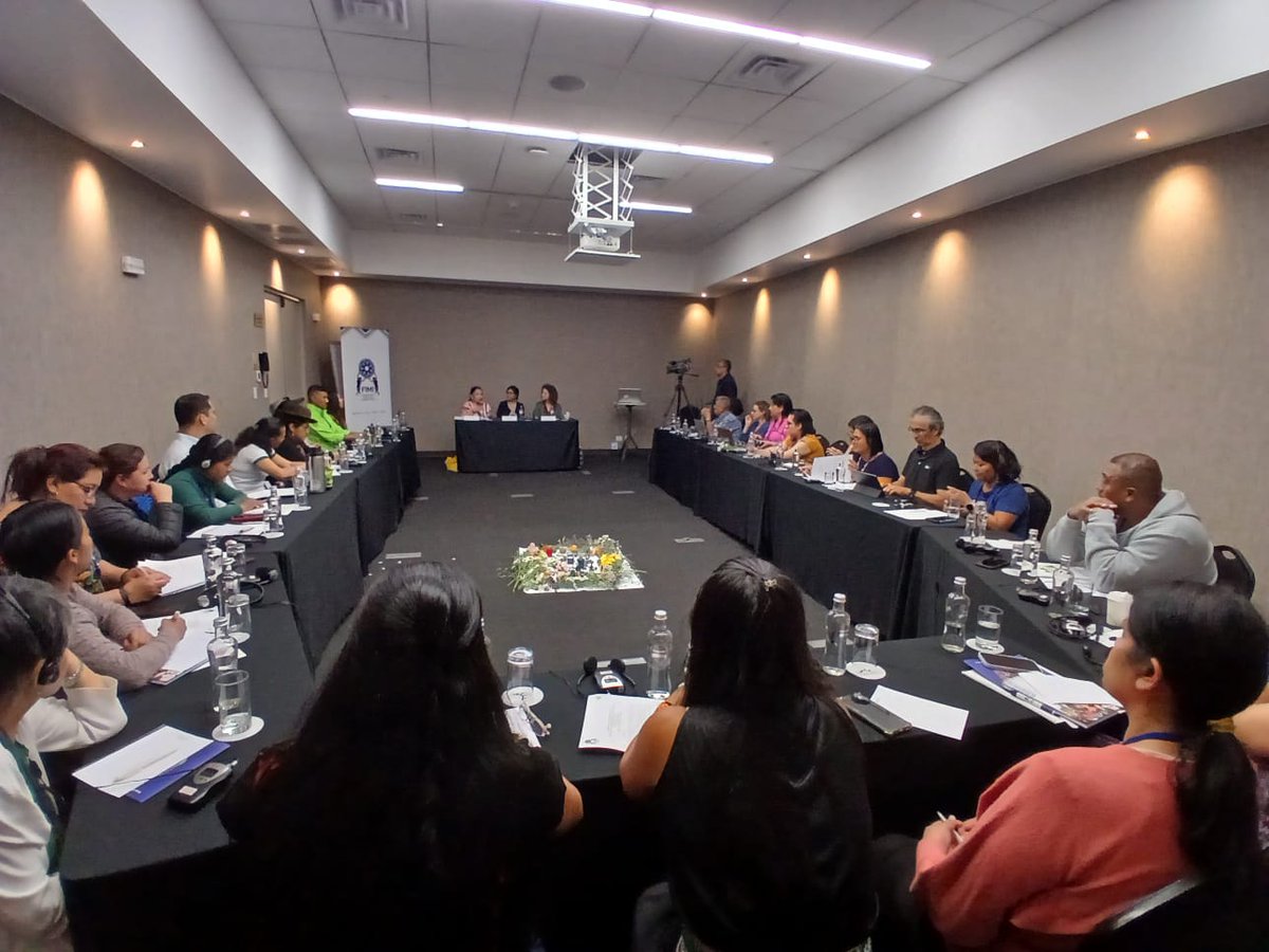 2/2 🌎 En Lima, Perú, representantes de 18 proyectos se reúnen para intercambiar conocimientos y experiencias, y compartir sus valiosas prácticas comunitarias.  #Sostenibilidad #PueblosIndígenas #MujeresIndígenas
