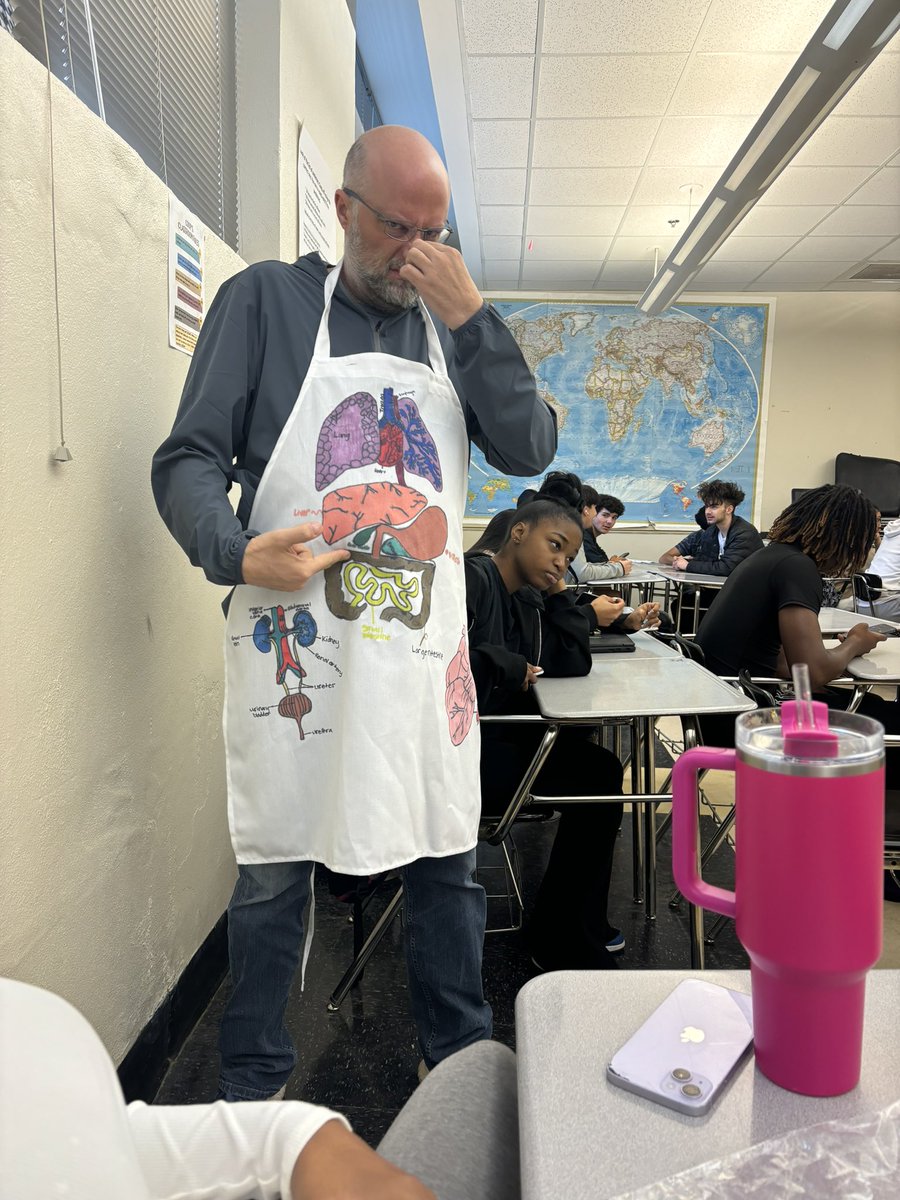 McadoryHealthSc's tweet photo. Thank you McHS faculty and staff for allowing my students to show off their Human Organ Aprons. Hopefully, they taught you a little something as well. @JEFCOCareerTech @JEFCOED @McAdoryHS https://t.co/Eo8e1APFcc