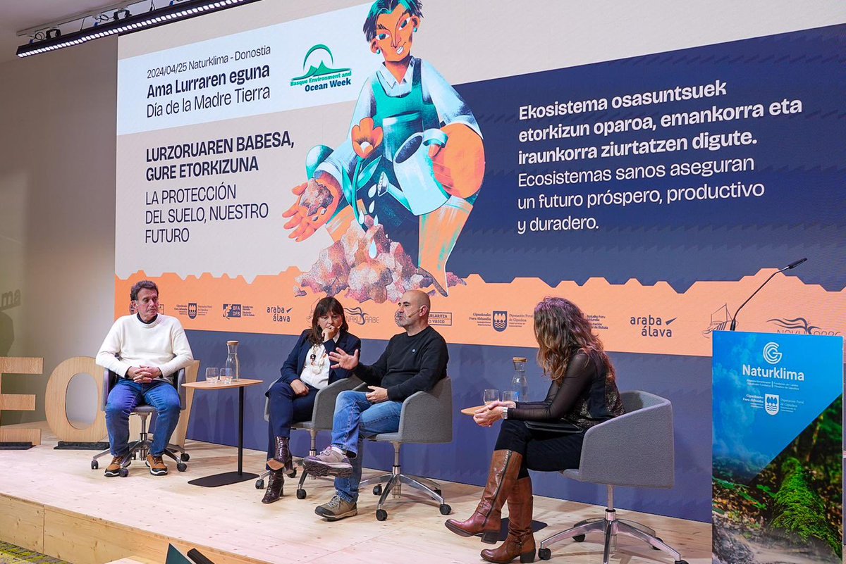 asensioji's tweet photo. Aste honetan, AMA LURRAREN EGUNA ospatzen gaude.
Gaur @Naturklima-n, planetaren mugak eta osasun egoera ezagutarazteko #BEOW 24 proiektu berriaren aurkezpena izan dugu @nakusarbe eta @MaterMuseoa-rekin batera. 🍂🍁🌊💨 https://t.co/IZkFXPvhX8