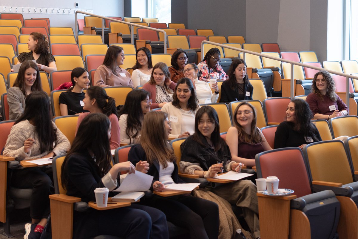 GWISEdartmouth's tweet photo. We attended the “Spring to Action” conference held by the New England GWISE where tuck professor, Dr. Stacey Blake-Beard, led a talk on creating equitable environments working academia and industry. #womeninscience #gwise https://t.co/MAeGHEke1d