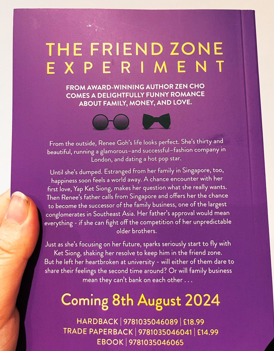 I would like to say a huge thank you to @chlodavies97 and @panmacmillan for this stunning proof copy of this wonderful and intriguing book #TheFriendZoneExperiment by @zenaldehyde out 8th August and if you love romance, and k-dramas this is one book to read!!!