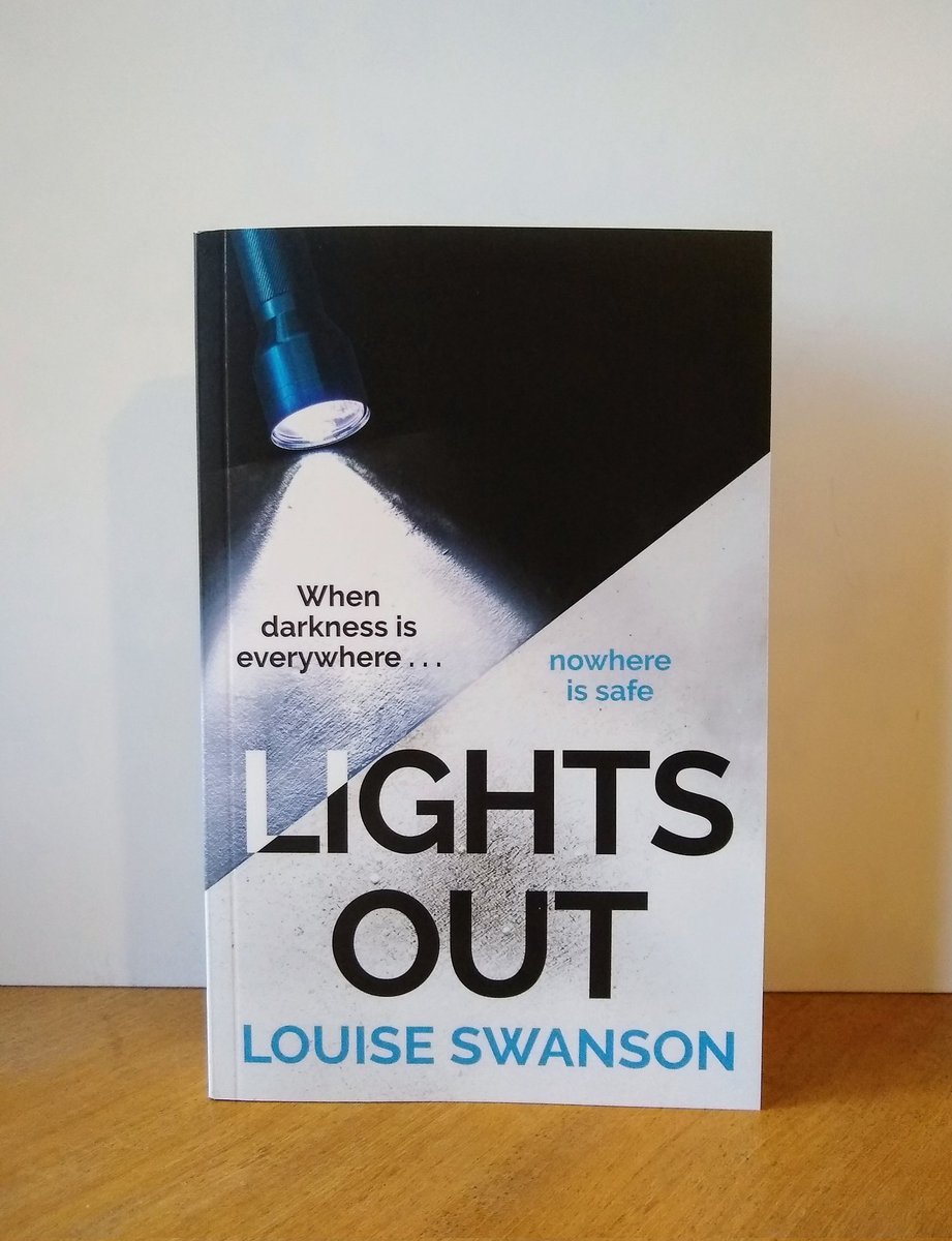 I was NOT expecting this amazing surprise today!! Thank you @HodderBooks for #LightsOut by @LouiseWriter. It's a twisty high-concept thriller which sounds completely gripping. #BookPost out 5th September.