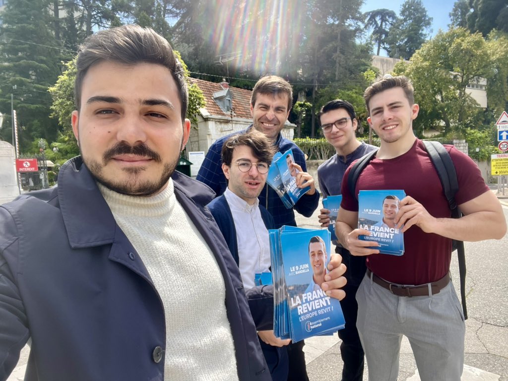 En campagne à la fac de Sciences de #Nice06, toujours un accueil chaleureux pour la liste de @j_Bardella ! #VivementLe9Juin ! 🇫🇷