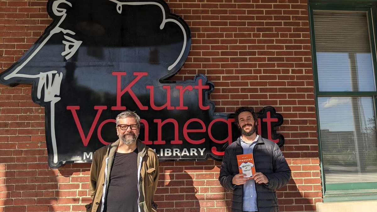 We were so excited to have NYT bestselling author Adam Rubin and illustrator Liniers stop by to visit the museum yesterday! Maybe your next book can be about talking sugar fungi. Thank you for coming by!