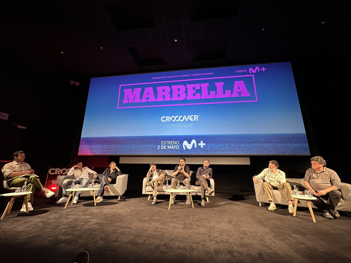 Es un lujazo estrenar 'Marbella' hoy en Crossover, sobre todo cuando la presentación está a cargo de el equipo de la serie. Con nosotros: Khalid el paisano, Elvira Minguez, Alberto Marini, Dani De la Torre, Fran Araujo, Pepe Ripoll y Juanma Pagazaurtundua. Modera @juanlsanguino