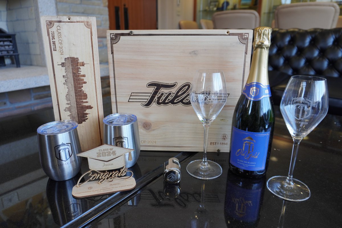 Celebrate the #Classof2024 with Landfall Napa Valley! 🍷 Get the perfect graduation gift by purchasing this exclusive gift set! 🎁 Be sure to use the code TUGRAD24 for an extra 10% discount at checkout! bit.ly/4d2DyQI