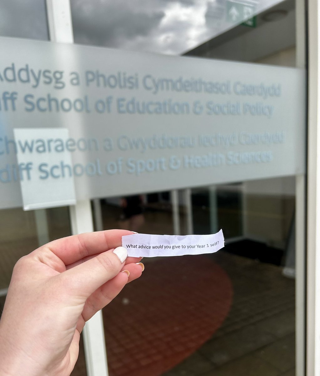 MissRDHarry tweet media