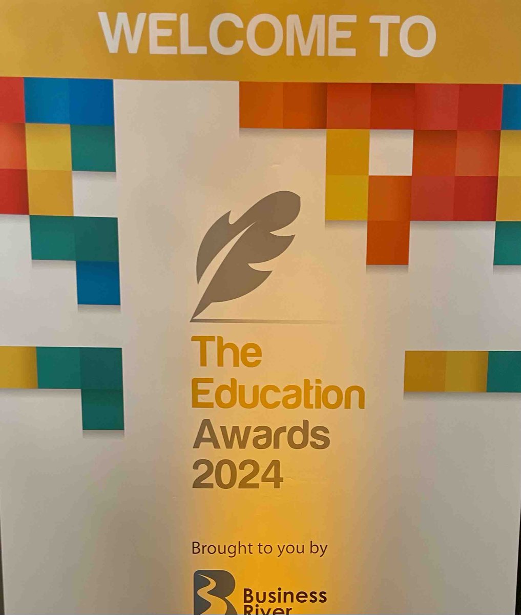 An exciting evening ahead! Great to catch up with friends and colleagues and best of luck to all organisations shortlisted across all categories! #YourCollegeYourFuture