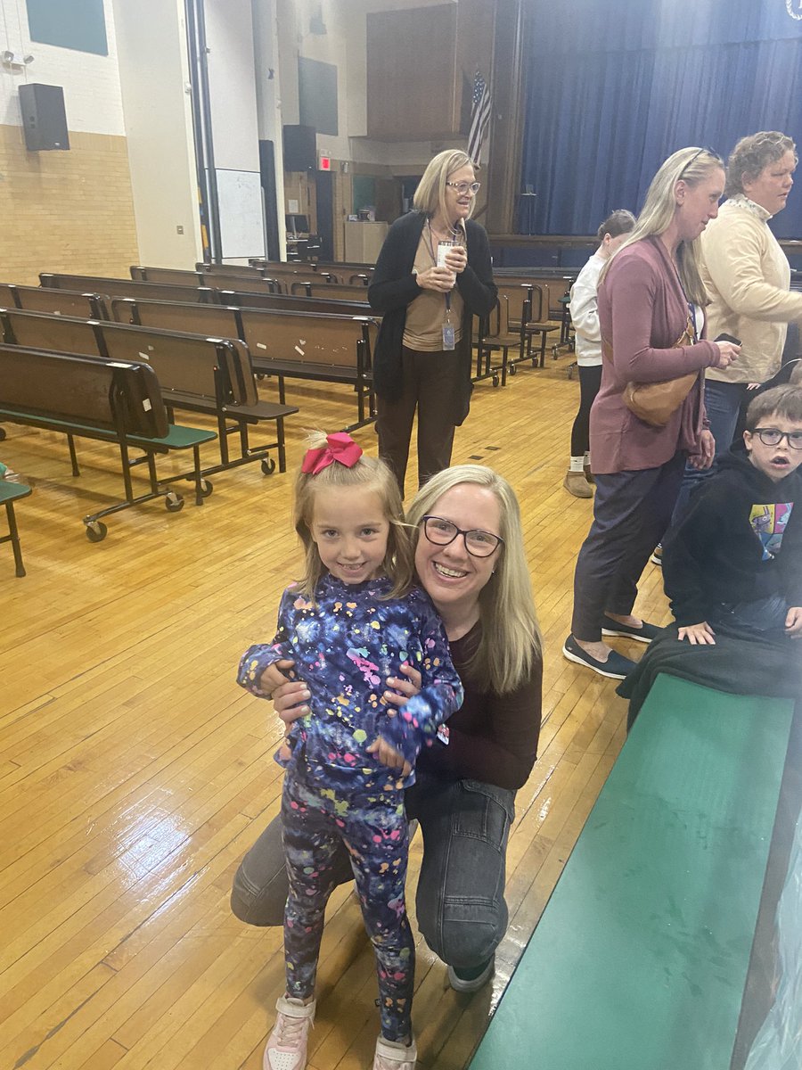 Ms.Colleen tweet media