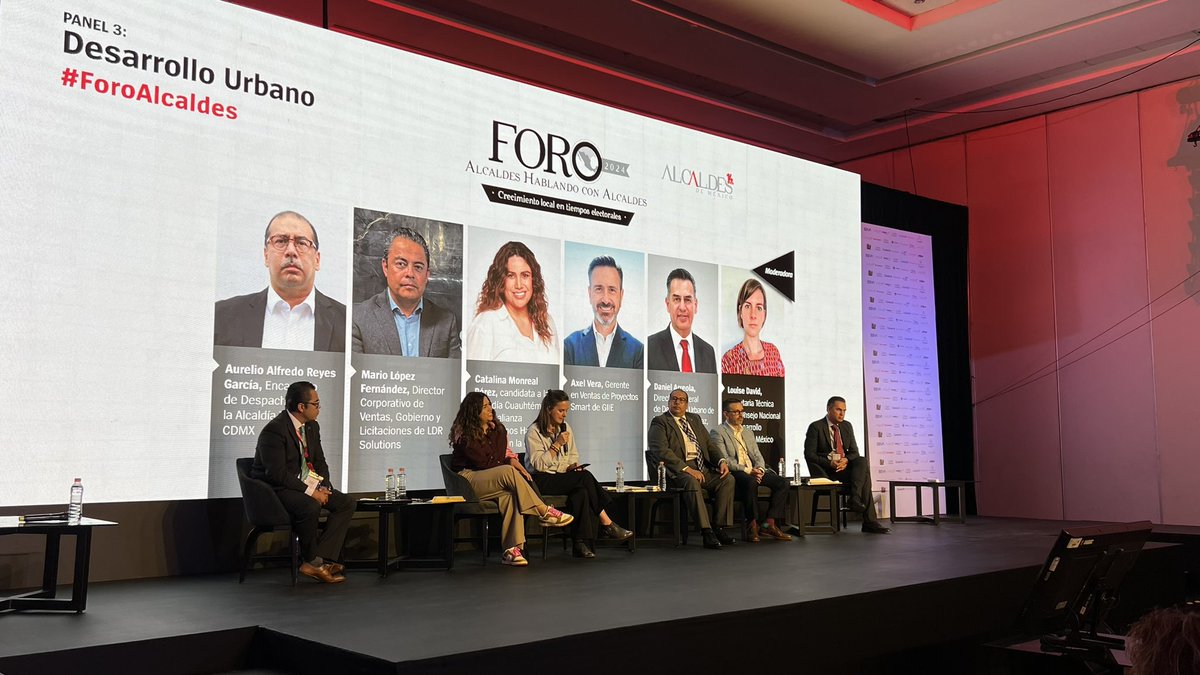 #14ForoAlcaldes 
En el panel de desarrollo urbano que modera nuestra Secretaria Técnica <a href="/Louise_Z_David/">Louise David</a> participan <a href="/argrega/">Alfredo Reyes García</a> de <a href="/TlalpanAl/">Alcaldía Tlalpan</a>, Mario Fernández de #Fulongma, <a href="/catymonreal_/">Caty Monreal</a> candidata de <a href="/PartidoMorenaMx/">Morena</a>, Axel Vera de <a href="/JuganuLive/">JuganuLive</a> y Daniel Arreola de <a href="/Gob_Tlalne/">Gobierno de Tlalnepantla</a>.