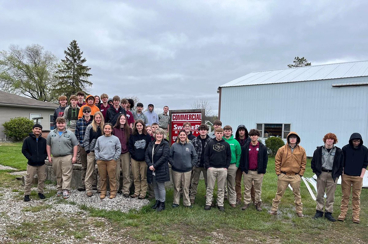 The juniors from FCCC Carpentry and Electrical programs recently received a generous donation of construction materials from Sam & Chris Switzer of Sam Switzer Realty. These materials will be utilized in multiple labs at the Career Center.