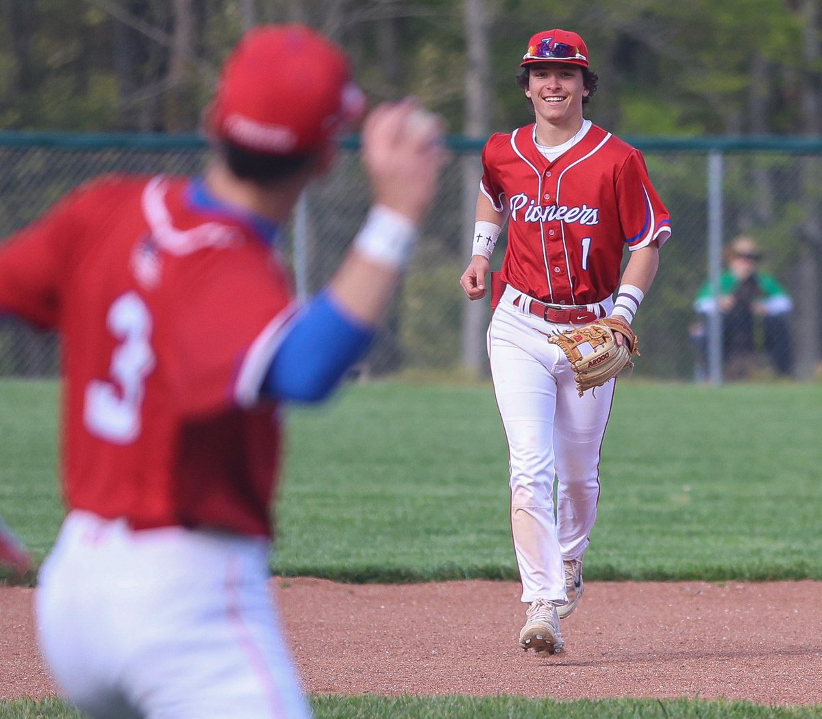 SOSAOhio's tweet photo. Take a look at 📸 (via @dw1509) from @AthleticsZt and Huntington’s matchup in SVC action on Wednesday. 

FULL GALLERY: https://t.co/pAjHPphwCp https://t.co/n4rF93qbjM