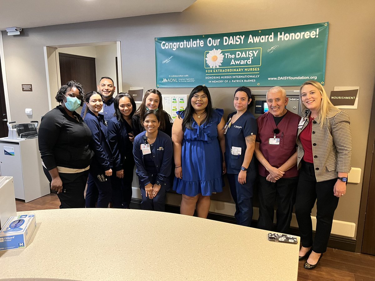 jane40537823's tweet photo. Rounded at Methodist Hospital Landmark with Congressman Joaquin Castro’s  Grant and Outreach Coordinator, Jasmine Rodriquez. Angie Saif, CNO, shared her beautiful facility, fabulous staff, and great patient experiences. @JoaquinCastrotx https://t.co/bZ4RHIpo1z