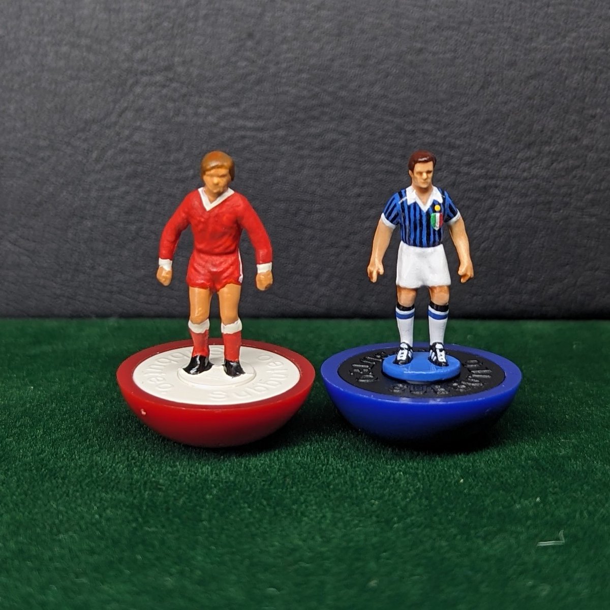 Always persevere 🎨🖌️ how I was painting 4 years ago compared to now. Practice and stick at it and be kind to yourself. It's a journey 😊❤️ #subbuteo #tablefootball #football #vintage #retro #hobby #miniaturepainting #boardgames #nostalgia #retrogames #90s